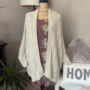 Oversized batwing sleeved cardigan sweater! Like new :)